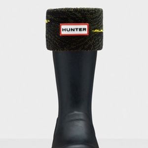 Green Wave Intarsia Boot Socks